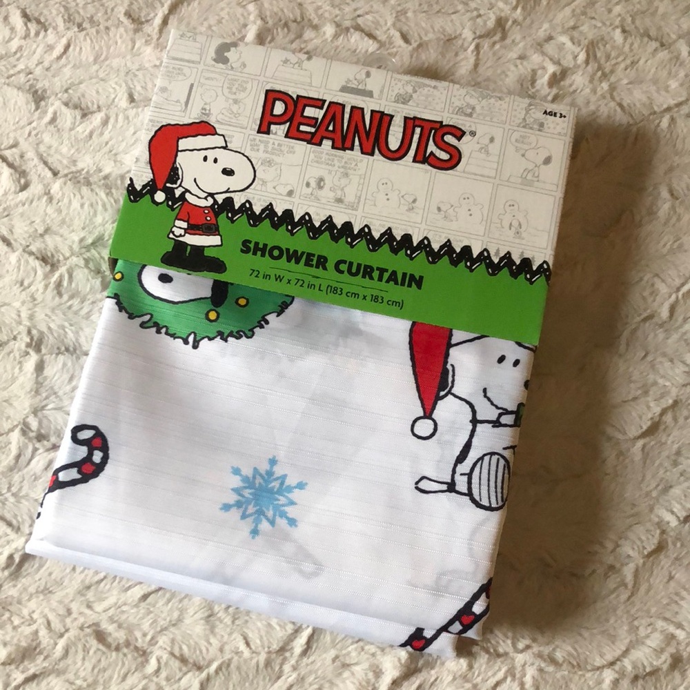 Peanuts Snoopy Christmas Holiday Print Shower Curtain
